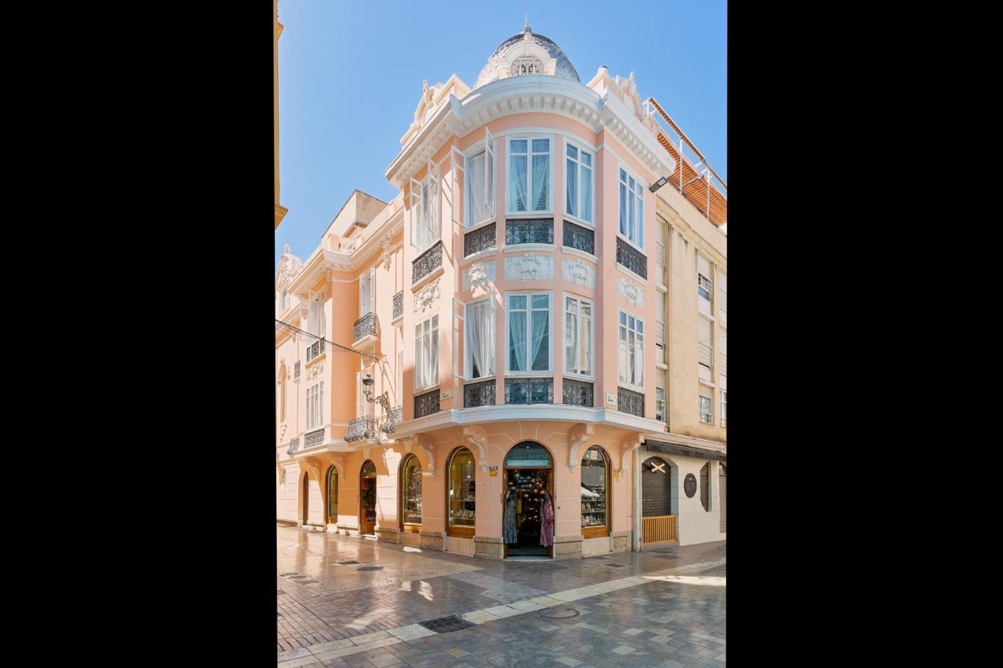 Boutique Suites Echegaray Малага Экстерьер фото